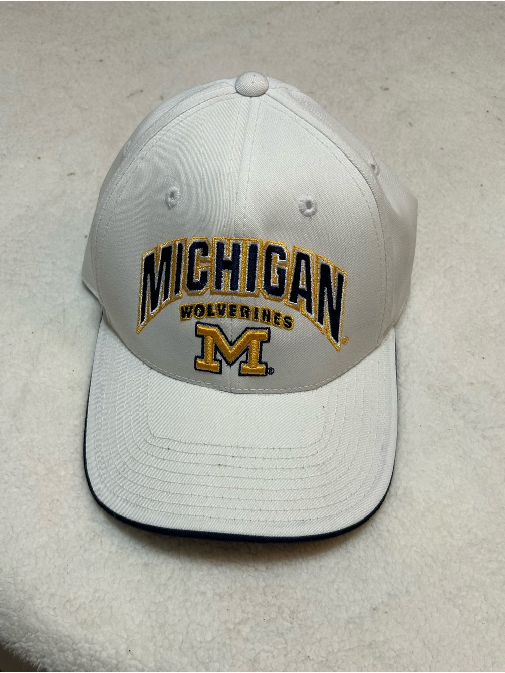 Colosseum Michigan Wolverines White and Yellow Embroidered Cap